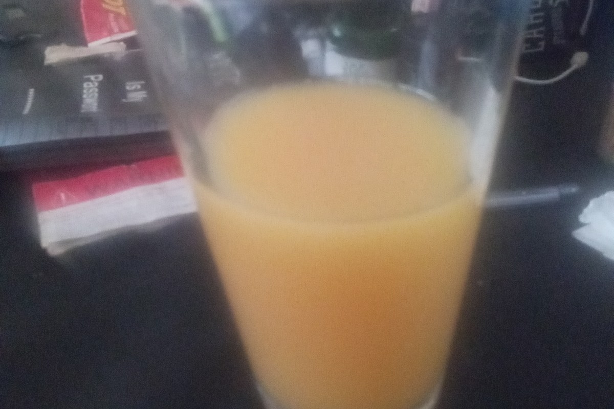一杯橙汁